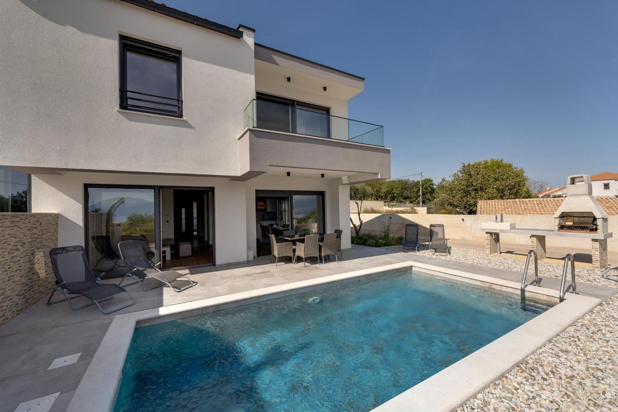 Rosemary -semi-detached With A Pool And A Panoramic View, Close To A Sandy - By Traveler Tourist Agency Krk Villa